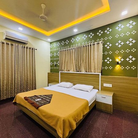 Hotel Isha Residency Kochi Zewnętrze zdjęcie
