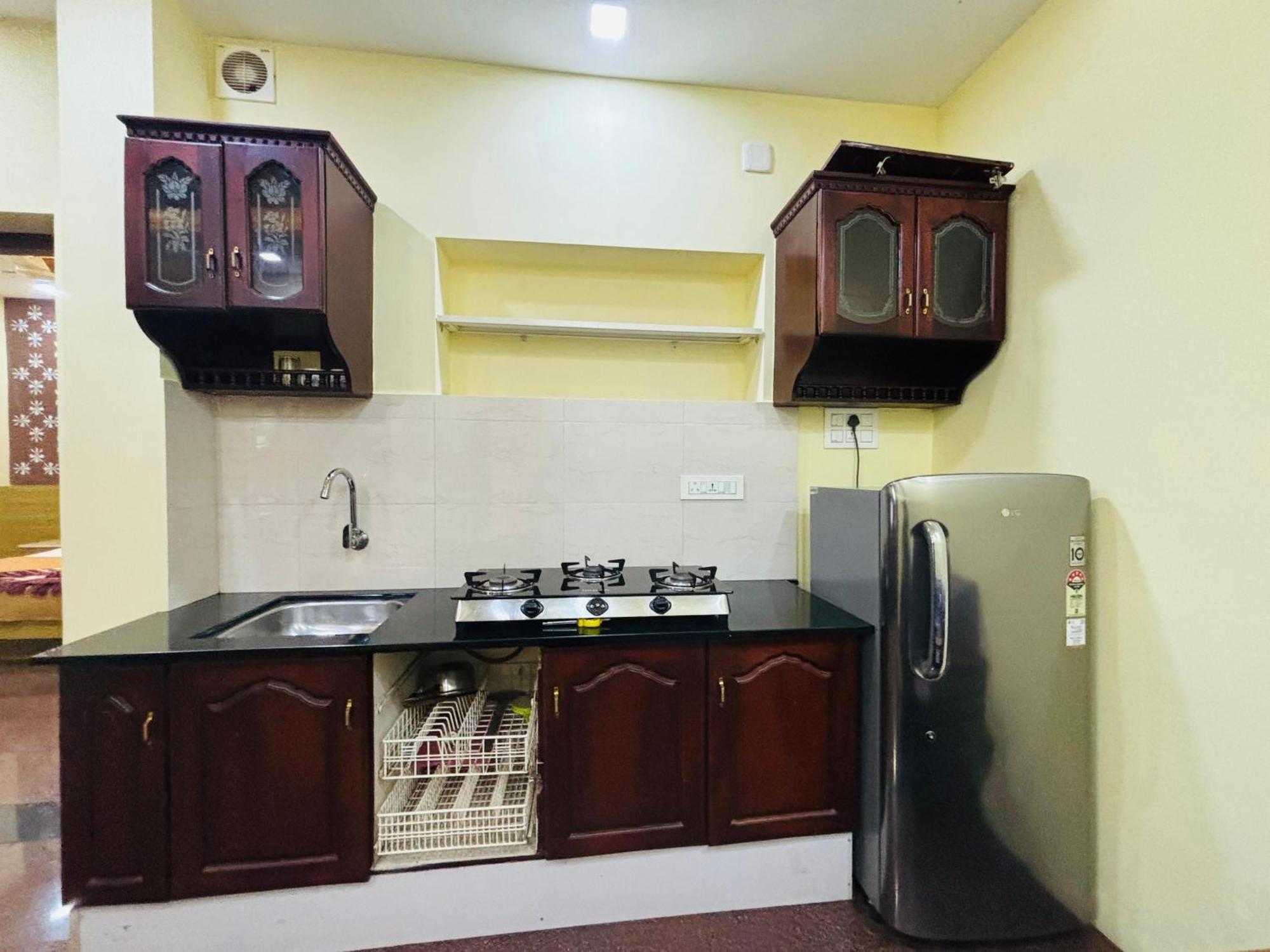 Hotel Isha Residency Kochi Zewnętrze zdjęcie